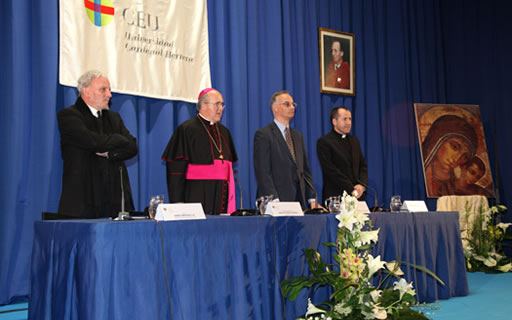 «Evangelización y Cultura». Conferencia de Kiko Argüello